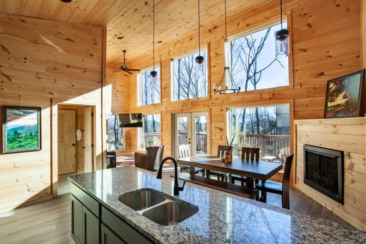 Brand New Build Cozy Cottage With Mountain View Gatlinburg Buitenkant foto